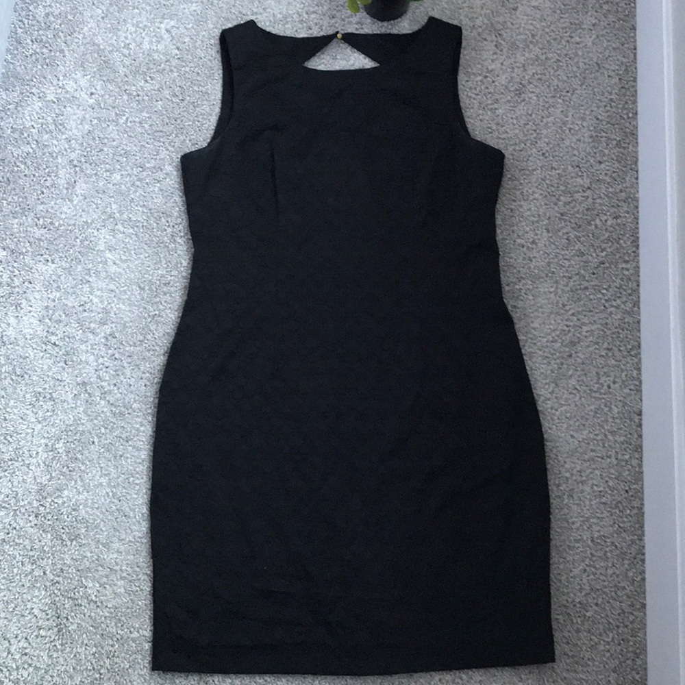 NEW Listing! LBD with cut-out back Detail! - Picture 2 of 5
